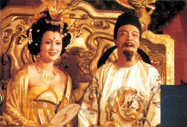 10位抗戰片英雄主演現狀:有人成將軍,有人罹患癌症,有人已離世 10位抗戰片英雄主演現狀:有人成將軍,有人罹患癌症,有人已離世