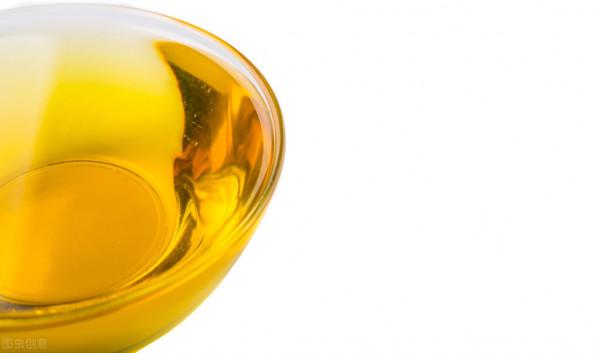 在所有的食用油當中,哪些食用油,容易導致血脂升高? 在所有的食用油當中,哪些食用油,容易導致血脂升高?