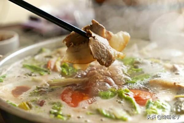 雲南“四大火鍋”，一個比一個奇特，當地人吃門道，外地人吃熱鬧