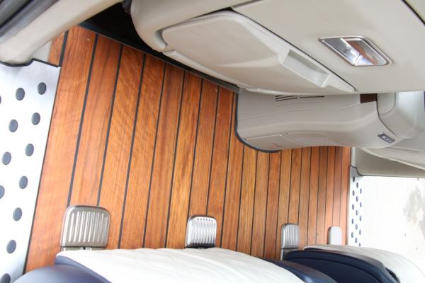 老款別克GL8胖頭魚商務車改裝，老款也有驚喜的效果！