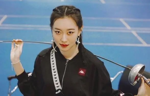 是什麼樣的女生，能讓謝霆鋒都“公開表白”