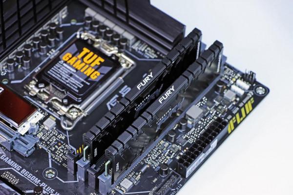 華碩 B660 重炮手 WiFi 登場，這算是半開放式主機嗎？