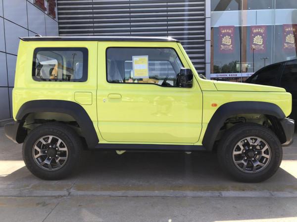 售價或為32.88萬，全新鈴木吉姆尼將上市，非承載式車身+分時四驅