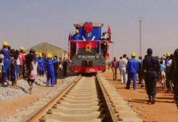 中國捐贈到非洲的舊衣服，後來都怎麼處理了？看完你還捐不捐？