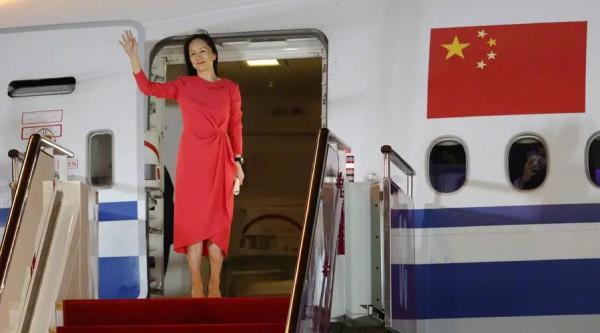 堪比十三將士歸玉門,孟晚舟回家意義重大,會激勵更多的人 堪比十三將士歸玉門,孟晚舟回家意義重大,會激勵更多的人