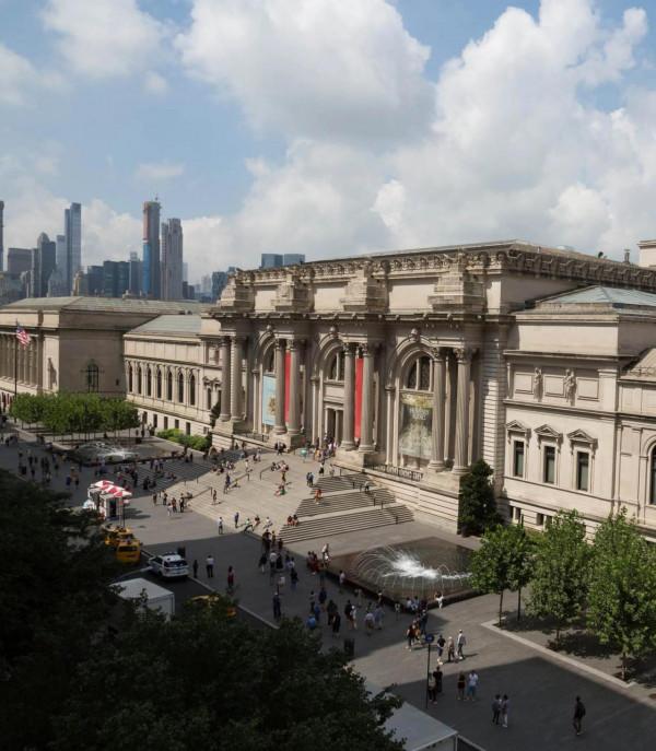 真大方！捐1.25億給大都會藝術博物館，這對華裔夫婦什麼背景？