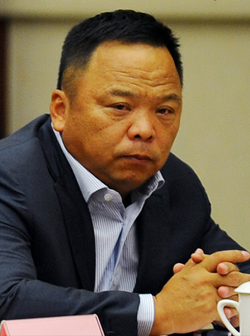 中國好老闆馬建榮:花1億元為員工做食堂,包車送員工回家過年 中國好老闆馬建榮:花1億元為員工做食堂,包車送員工回家過年