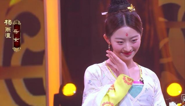 “景甜2.0版”楊雨潼：出演新版趙靈兒，又是一個資源咖？牛