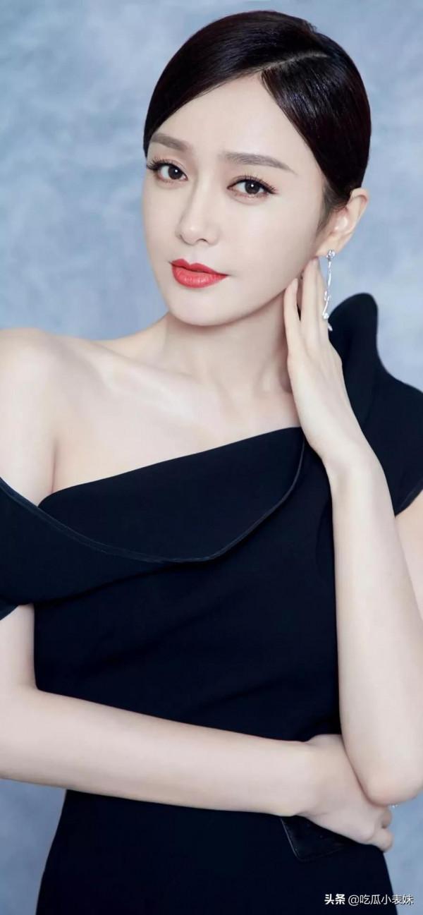 秦嵐，漂亮迷人，氣質優雅