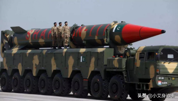 全世界9大擁核國家中，最貧窮的巴基斯坦，是如何獲得核武器的？