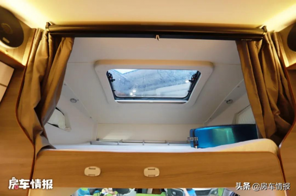 宇通娛樂版房車！首次用大客廳佈局，帶私人影院小孫子不會再無聊