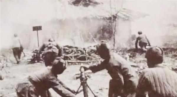 日軍來偷襲,哨兵卻沒有發現,此時一匹拉炮的軍馬幫了大忙 日軍來偷襲,哨兵卻沒有發現,此時一匹拉炮的軍馬幫了大忙