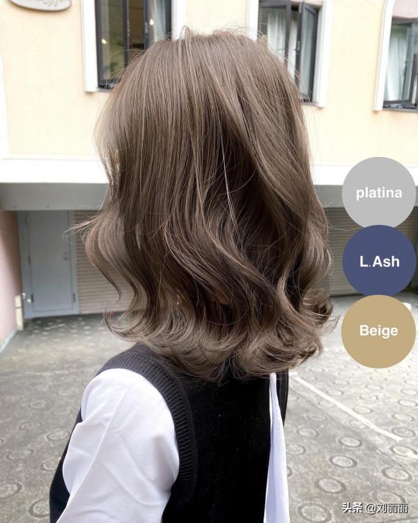 羊毛卷已過時,今年秋冬髮型流行這樣整,不誇張很時尚 羊毛卷已過時,今年秋冬髮型流行這樣整,不誇張很時尚