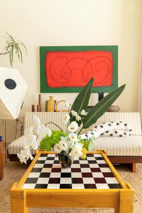 她在30歲前實現了家的夢想：落地窗大浴缸，春看櫻花秋賞楓葉