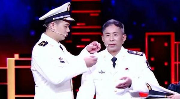 上陣父子兵！潛艇兵王王昌來服役35年，兒子是他的“頂頭上司”