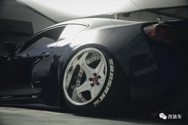 00後的寬體86精緻得像藝術品，後浪的玩車態度同樣令人傾佩