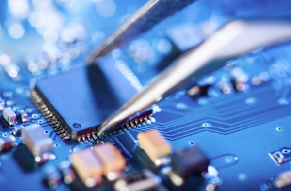 停產為假，終端沒車是真，奧迪銷量下滑全是“芯荒”的鍋？