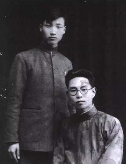 閻又文寫信“痛罵”毛主席，主席下令在延安全文傳閱：奇文共欣賞