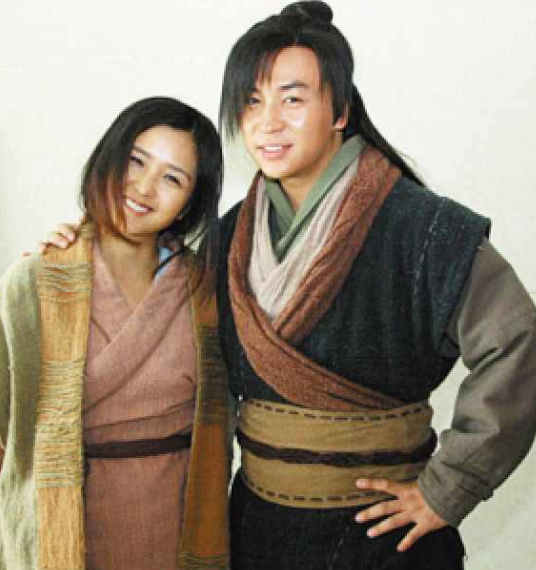 35歲的何潔,走到今天該怪誰呢?成於“超女”敗於“婚姻” 35歲的何潔,走到今天該怪誰呢?成於“超女”敗於“婚姻”