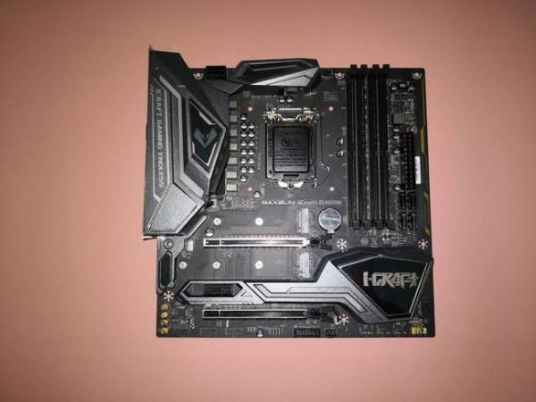 為了一盞燈換了整個電腦-盤點手裡的RGB裝置