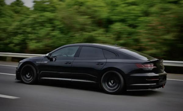 &quot;最美大眾&quot;變身黑武士，新CC的顏值是真的頂