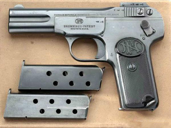 18支二戰經典手槍，其中兩把至今仍在服役