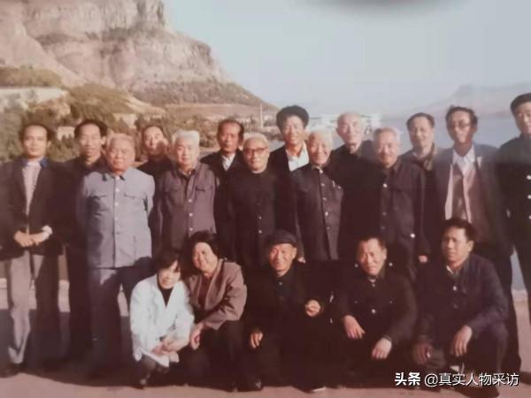 我，1935年出生，山東章丘人，24歲遇到真愛，如今相守62年