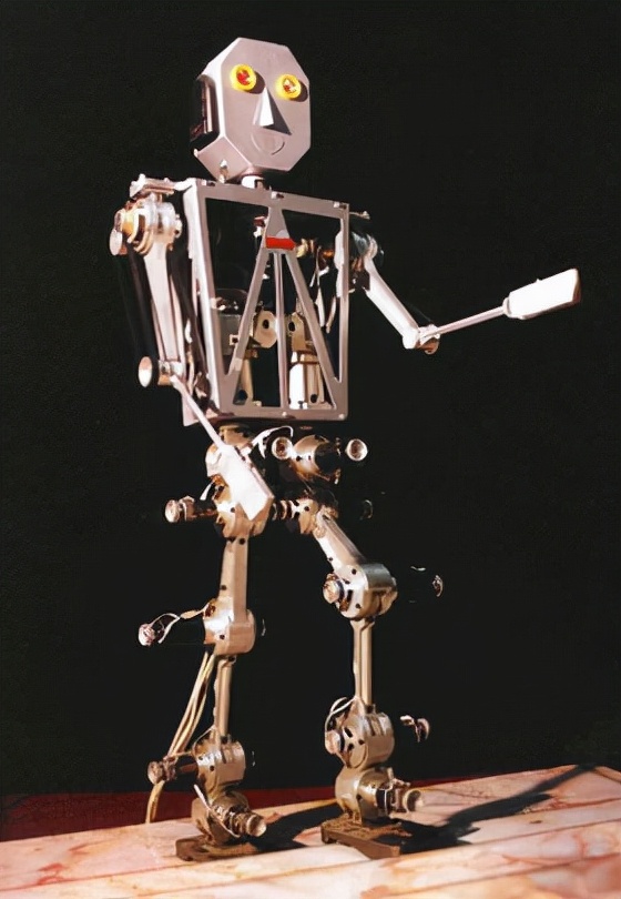 日本網民吐槽:哪個瞬間讓你覺得“日本輸給中國了”? 日本網民吐槽:哪個瞬間讓你覺得“日本輸給中國了”?