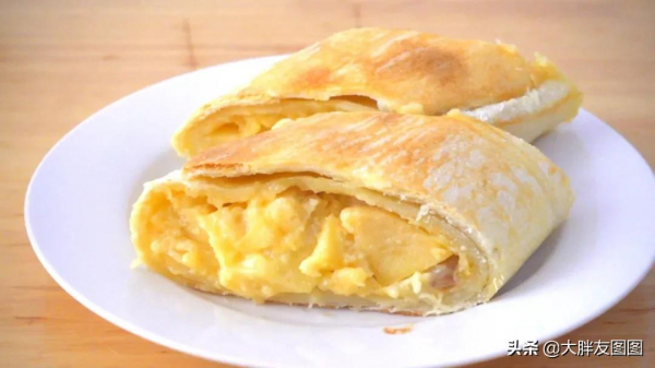 有蘋果嗎?這個食譜值得收藏,秋冬季,誰不愛吃熱乎乎的蘋果卷呢 有蘋果嗎?這個食譜值得收藏,秋冬季,誰不愛吃熱乎乎的蘋果卷呢
