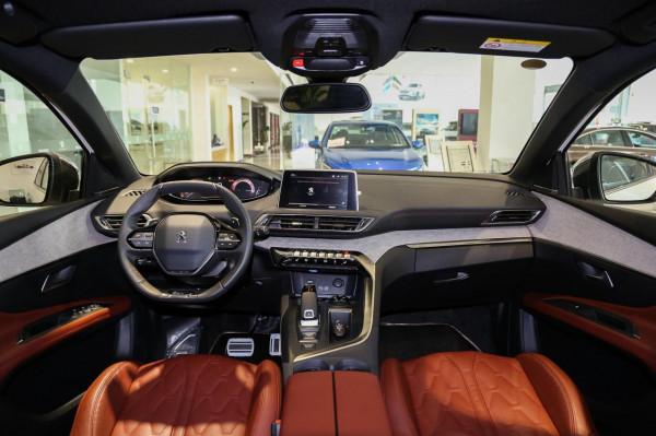 新車 | 新款標緻4008定名創享版,內外增新配色,現款售16.97萬起 新車 | 新款標緻4008定名創享版,內外增新配色,現款售16.97萬起