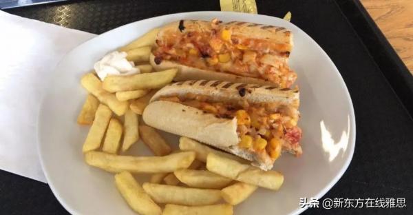 看完英國大學食堂後，才知道“美食荒漠”不是白叫的