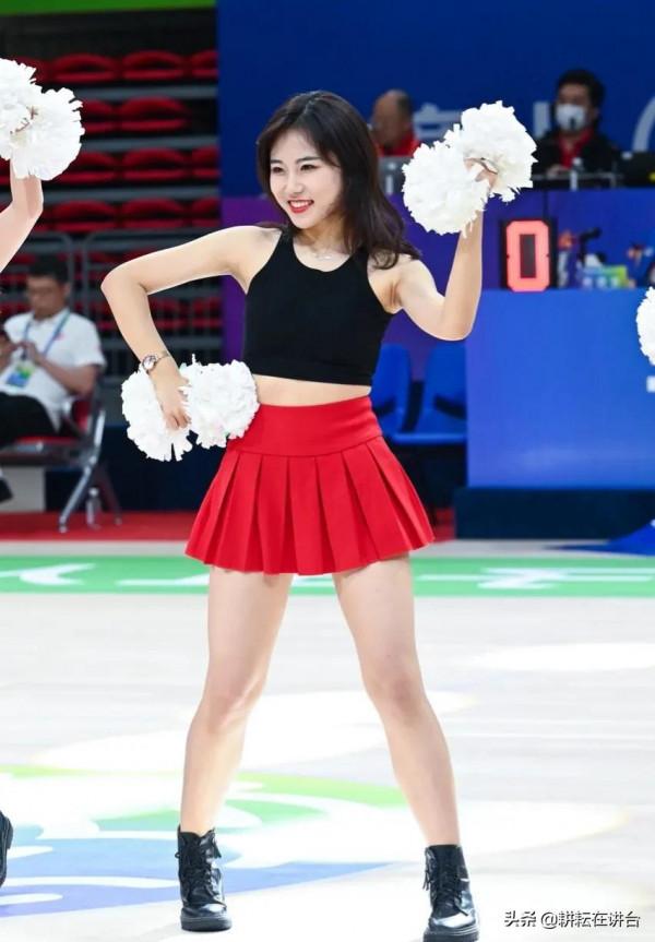 典型的最美——花開杏壇之苦肉計