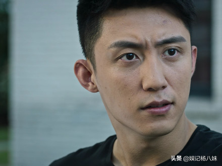 演什麼都一個樣的6位男星,黃景瑜上榜,靳東被指“男版鞠婧禕” 演什麼都一個樣的6位男星,黃景瑜上榜,靳東被指“男版鞠婧禕”