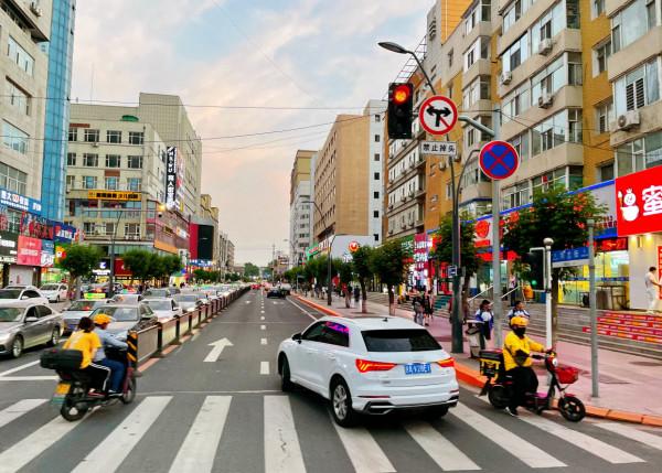 長春這條街以革命烈士命名,如今成了網紅街,是最繁華的商業街區 長春這條街以革命烈士命名,如今成了網紅街,是最繁華的商業街區