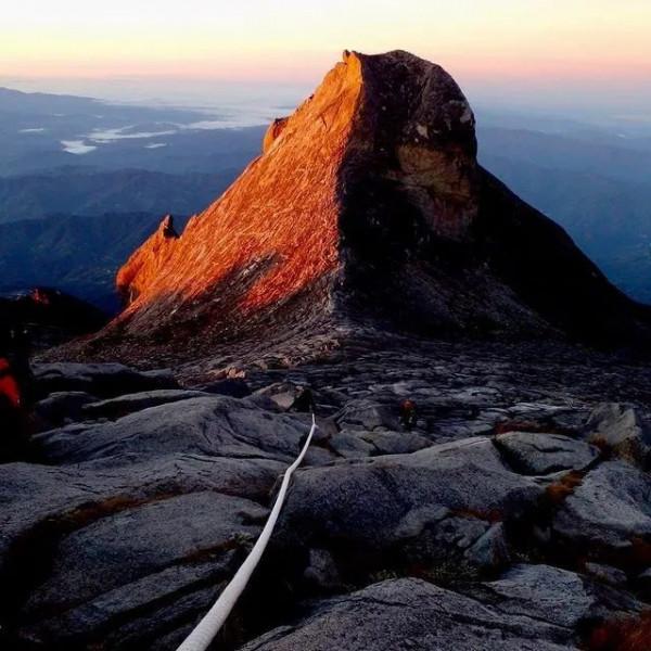 世界上最美的15座山峰！你想征服哪幾座