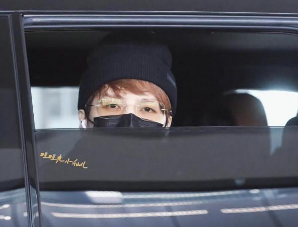 王嘉爾今日飯拍 超級奶乎