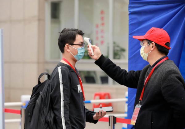 大學生為啥“國慶7天”不回家?學姐含淚袒露心聲,家長五味雜陳 大學生為啥“國慶7天”不回家?學姐含淚袒露心聲,家長五味雜陳