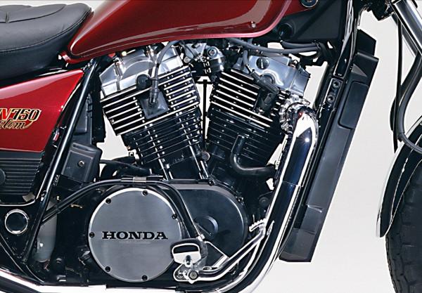同名不同姓，窄角V型雙缸美式車—本田 NV750/400