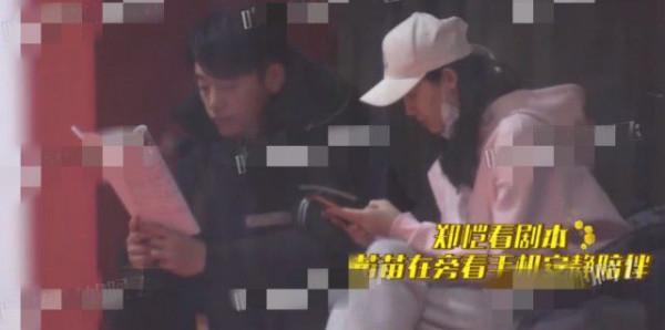 鄭愷一家罕見同框!女兒小酸奶全身照首次曝光,走路不穩萌態足 鄭愷一家罕見同框!女兒小酸奶全身照首次曝光,走路不穩萌態足