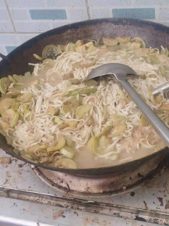 一名大學生暑假打工的噩夢 被黑中介騙後真實經歷所寫 一名大學生暑假打工的噩夢 被黑中介騙後真實經歷所寫