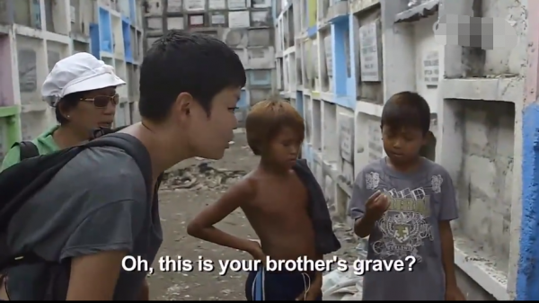 紀錄片《馬尼拉守墓人》，讓我見識了比鬼更可怕的東西，那就是窮