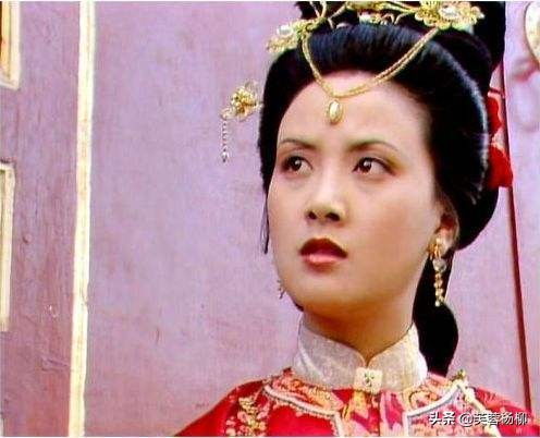 王扶林說，鄧婕這張臉，就是&OpenCurlyDoubleQuote;上鏡臉&rdquo;，這些照片是最好的證明