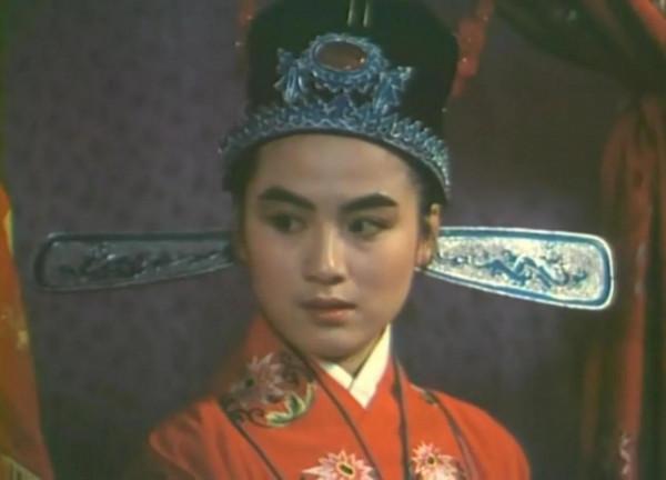 八版寶玉寶釵大婚，誰成就了“金玉良緣”美名，誰陰氣森森像鬼片