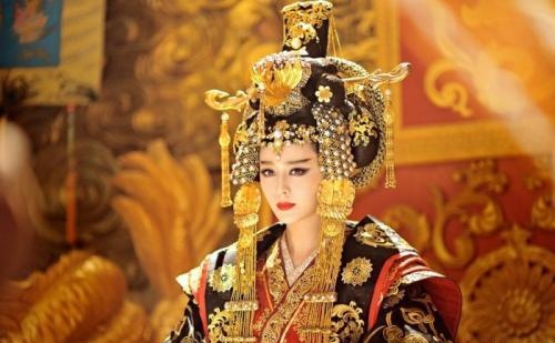 四大古墓：一個不敢挖，一個挖不動，一個找不到，一個在海里