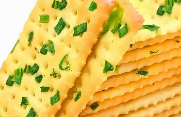 蔥香味餅乾,鹹香酥脆,蔥香濃郁,油香十足,越吃越上頭 蔥香味餅乾,鹹香酥脆,蔥香濃郁,油香十足,越吃越上頭