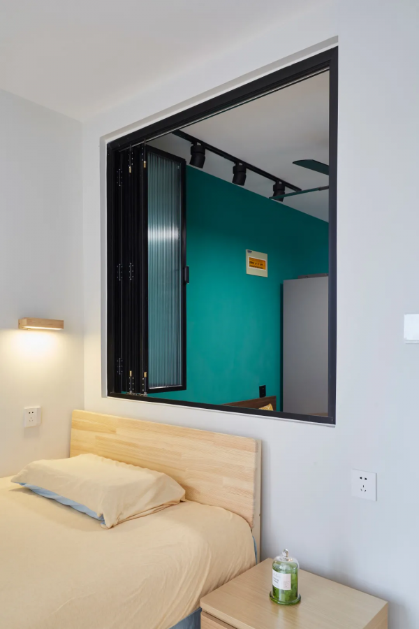 拆掉客廳改兩居，46㎡墨綠小家更高階，愛了