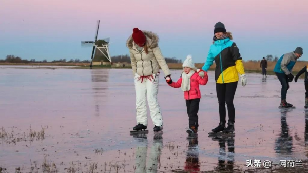 沒有白色聖誕，但荷蘭北方可以滑冰，甚至舉行冰上馬拉松了