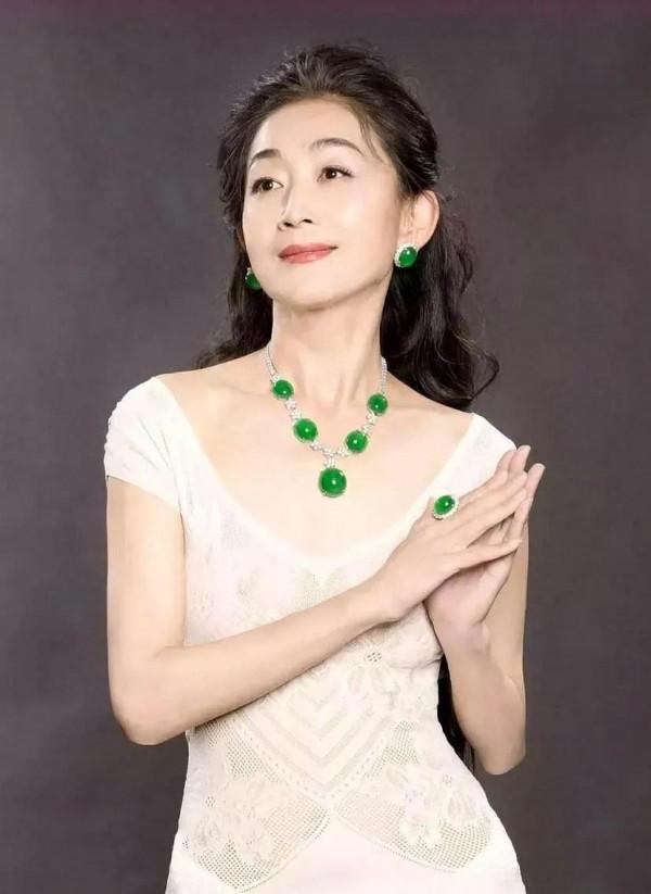 女版“陳道明”，軍人世家的陳瑾：優雅大方，超凡脫俗