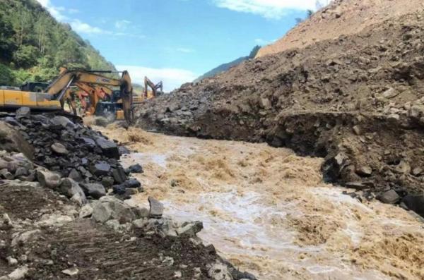 黃河高出地面10米，已是“懸河”，莫非國家從不清理河底泥沙？