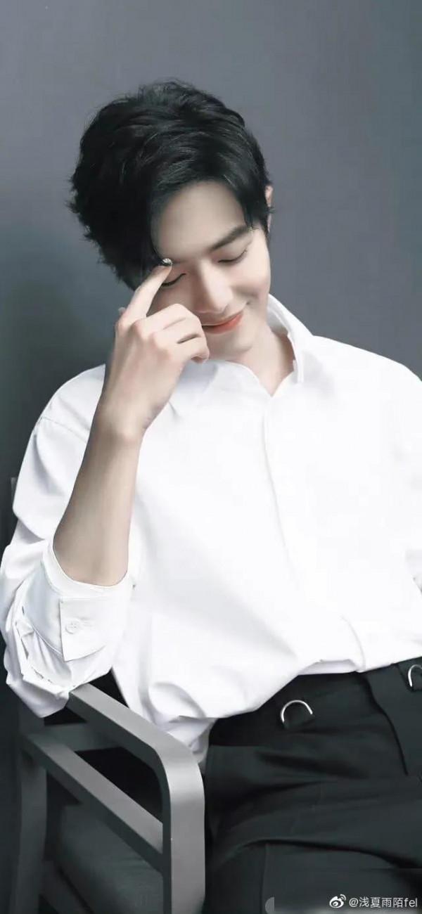 肖戰新代言正式官宣！恭喜肖戰解鎖2021年第27個代言